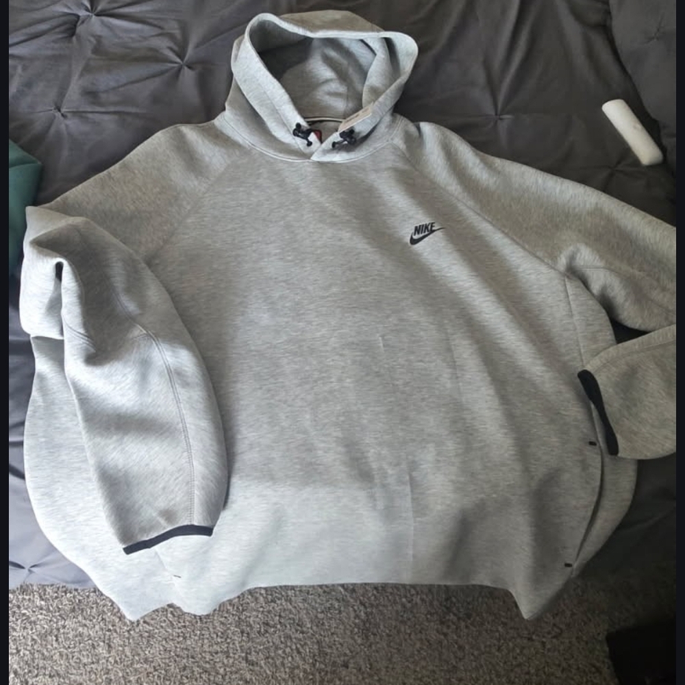 Nike Light Gray Men's Sweatsuit 3XL Top, 2XL Bottom